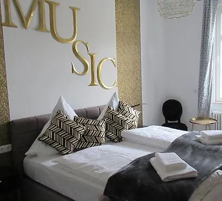 Boutique-hotel „altes Rathaus“ לאנשטיין