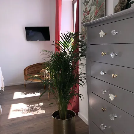 Boutique-hotel „altes Rathaus“ لانشتاين